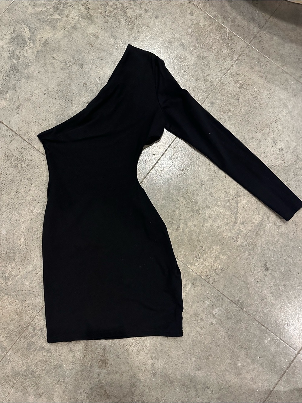 One-Shoulder Black Bodycon Dress with Side Cutout